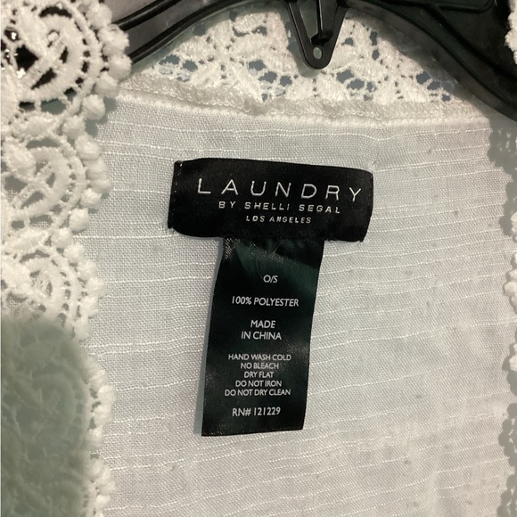 Laundry by Shelli Segal Los Angeles Women’s one size Crochet Trimmed Kimono - Picture 3 of 5